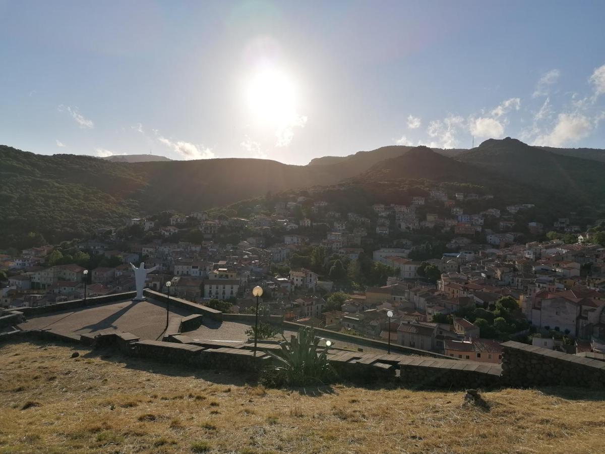 Deiana Bed & Breakfast Santu Lussurgiu Exterior foto