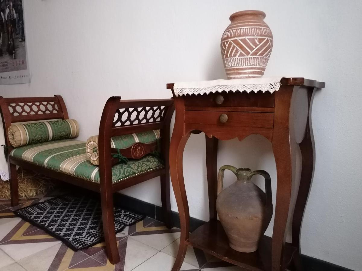 Deiana Bed & Breakfast Santu Lussurgiu Exterior foto