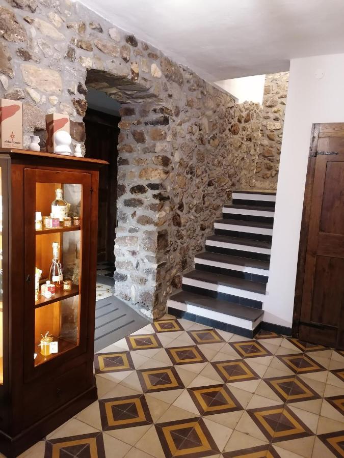 Deiana Bed & Breakfast Santu Lussurgiu Exterior foto