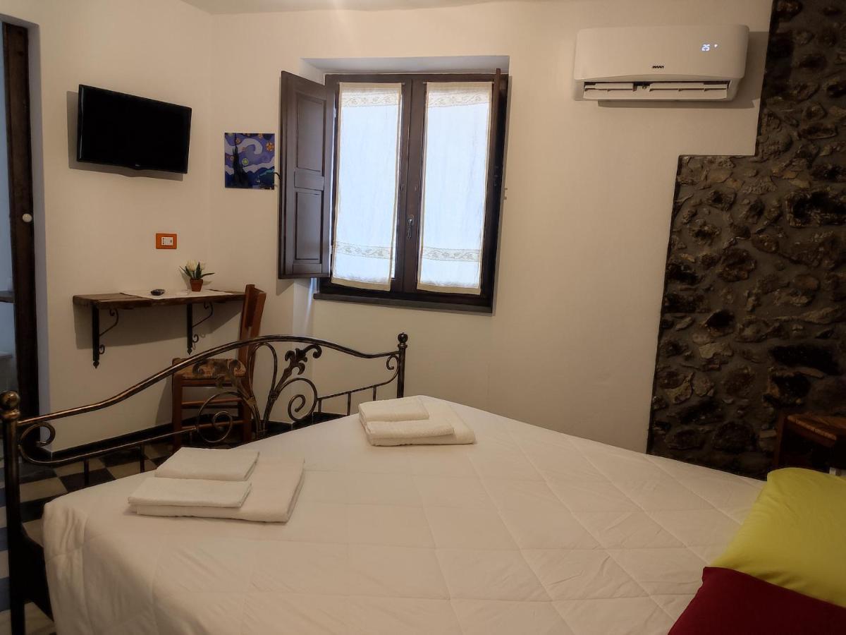 Deiana Bed & Breakfast Santu Lussurgiu Exterior foto