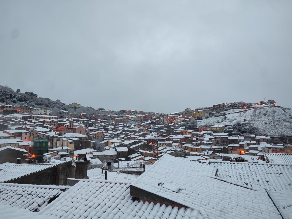 Deiana Bed & Breakfast Santu Lussurgiu Exterior foto