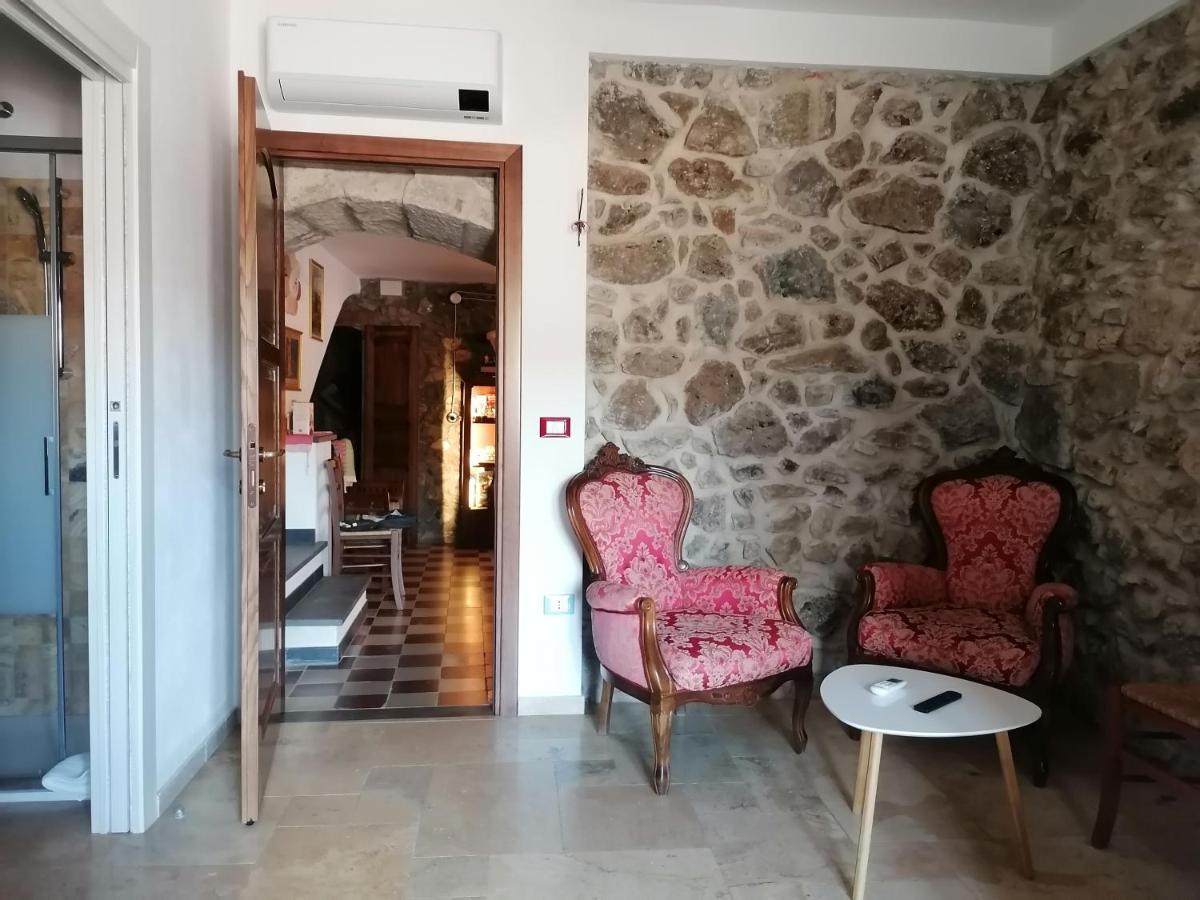 Deiana Bed & Breakfast Santu Lussurgiu Exterior foto