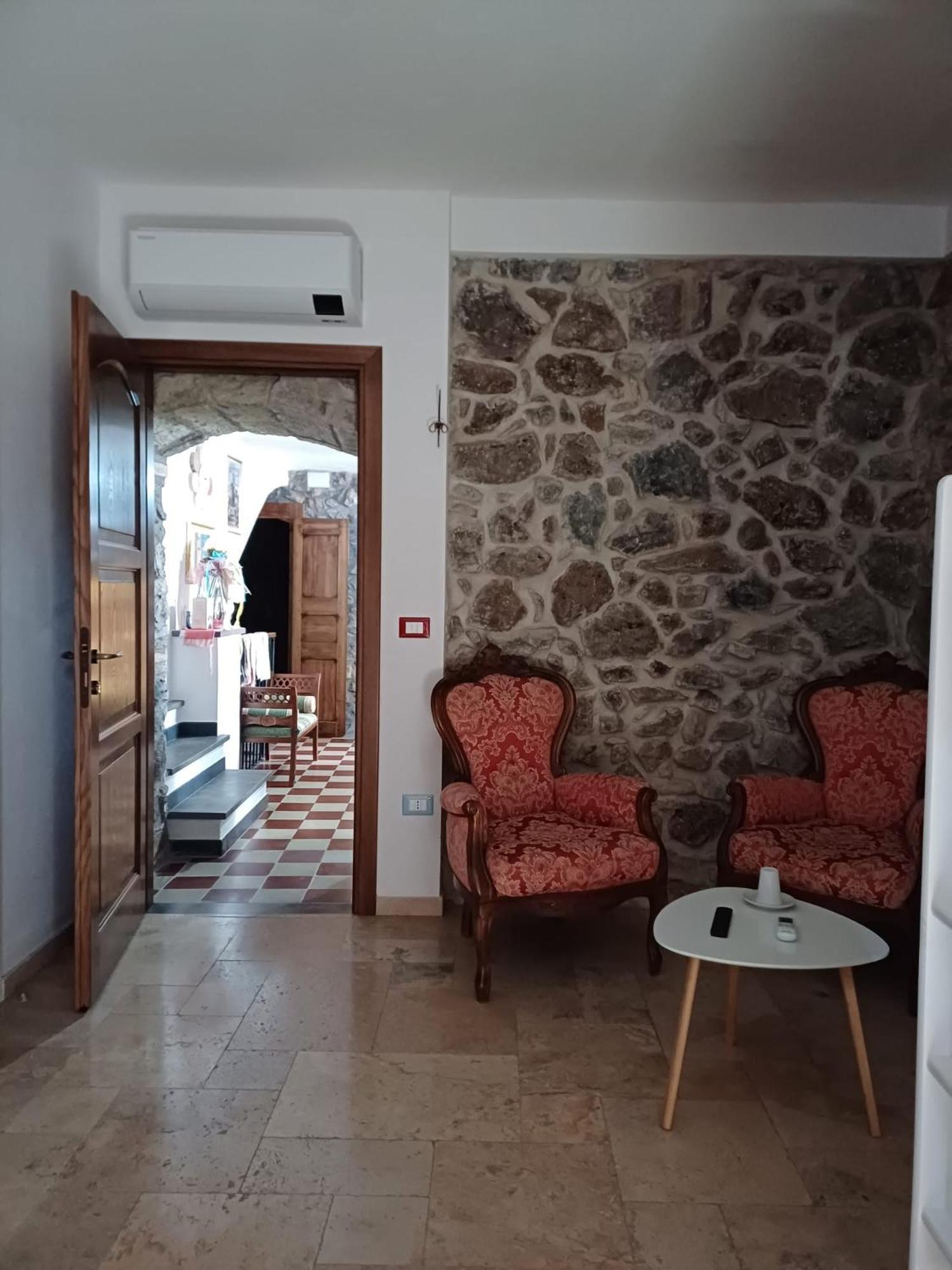 Deiana Bed & Breakfast Santu Lussurgiu Exterior foto