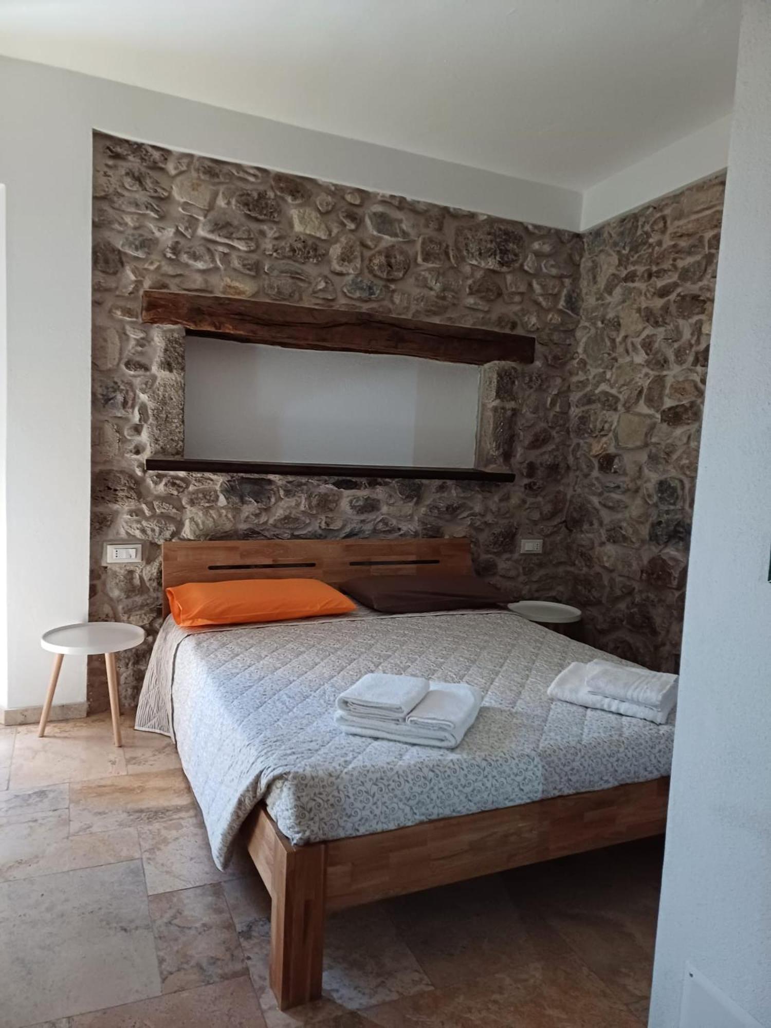 Deiana Bed & Breakfast Santu Lussurgiu Exterior foto